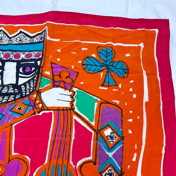 Vintage Silk Scarf King of Clubs Design – Hand-Rolled Mid-Century Pop Art - Picture 4 of 12